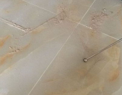 郑州市瓷砖空鼓维修公司分享粘合剂选择不当在瓷砖铺贴过程中可能导致以下问题